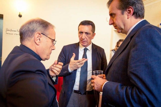 Il Vescovo, Rodolfo Sabelli e Valerio Savio, presidente e vice dell'Anm. (foto Flavio Leone)